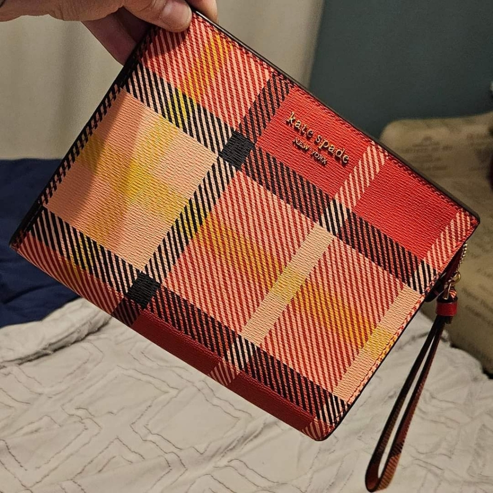 Kate Spade wristlet